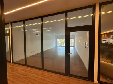 Sala Comercial para alugar, 50m² no Ariribá, Balneário Camboriú