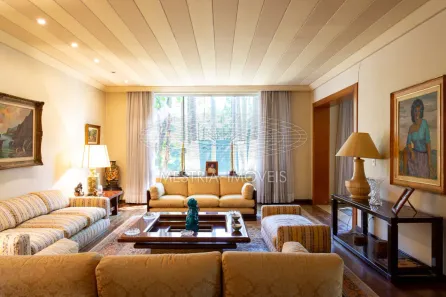 Casa com 5 Quartos à venda, 865m² no Jardim América, São Paulo