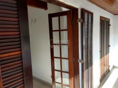 Sobrado com 5 Quartos à venda, 200m² no Vila Gumercindo, São Paulo