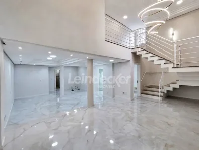 Sala Comercial com 2 Quartos para alugar, 357m² no Chácara das Pedras, Porto Alegre