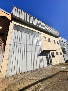 Galpão/Depósito/Armazém para alugar, 333m² no Cidade Nova, Caxias do Sul