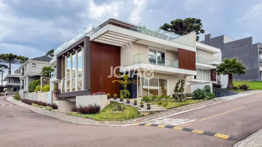 Casa de Condomínio com 3 Quartos à venda, 367m² no Santo Inácio, Curitiba