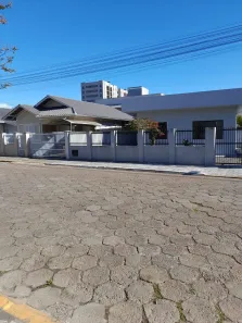 Casa com 3 Quartos à venda, 168m² no Centro, Balneário Piçarras