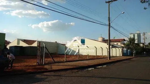 Lote/Terreno à venda, 300m² no Parque Residencial Casarão, Sumaré