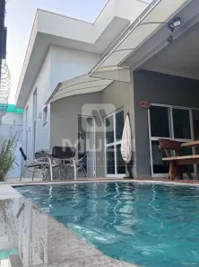 Casa com 3 Quartos à venda, 189m² no Novo Mundo, Uberlândia