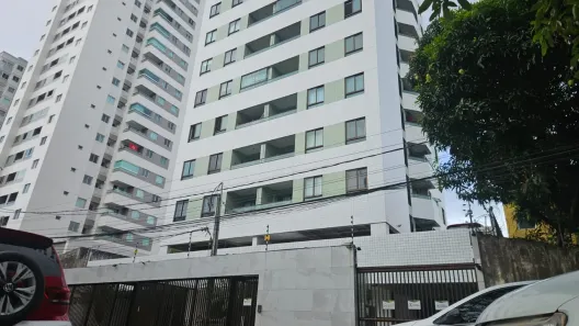 Apartamento com 2 Quartos para alugar, 50m² no Madalena, Recife