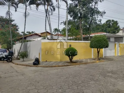 Casa com 3 Quartos à venda, 220m² no Cidade Jardim, Jacareí