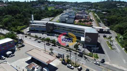 Sala Comercial à venda, 60m² no Arujá Country Club, Arujá