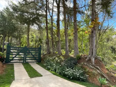Fazenda/Sítio com 6 Quartos à venda, 10000m² no Campo Limpo, Teresópolis