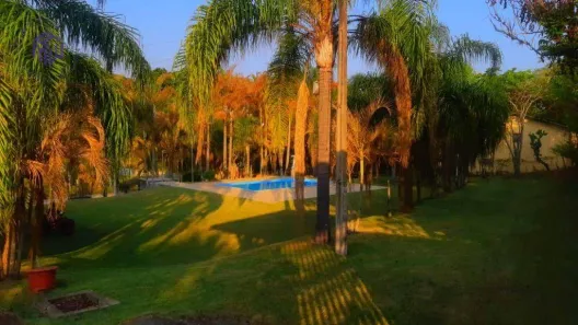 Fazenda/Sítio com 4 Quartos à venda, 220m² no Jardim Vera Lucia, Salto de Pirapora
