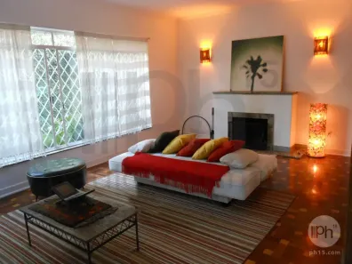 Casa com 3 Quartos à venda, 234m² no Jardim Luzitânia, São Paulo