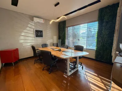 Imóvel Comercial com 4 Quartos para alugar, 317m² no Nova Campinas, Campinas