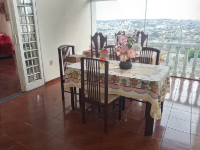 Casa com 3 Quartos à venda, 184m² no Novo Glória, Belo Horizonte