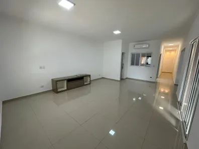 Casa com 3 Quartos à venda, 143m² no Jardim Oásis, Taubaté