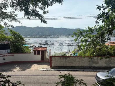 Casa com 3 Quartos à venda, 308m² no São Francisco, Niterói