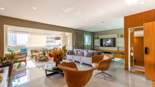 Apartamento com 3 Quartos à venda, 224m² no Vila Regente Feijó, São Paulo