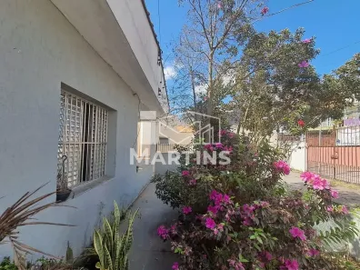 Casa com 3 Quartos à venda, 180m² no Parque Arariba, São Paulo