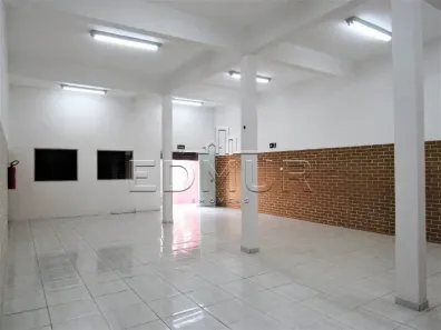 Ponto Comercial para alugar, 220m² no Parque Oratório, Santo André