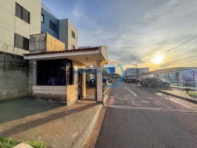 Apartamento com 2 Quartos para alugar, 49m² no São Pedro, Londrina