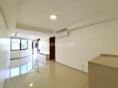 Apartamento com 3 Quartos para alugar, 90m² no Passo da Areia, Porto Alegre
