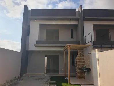 Casa com 3 Quartos à venda, 106m² no Pau-Serrado, Maracanaú