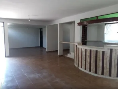 Sobrado com 4 Quartos à venda, 360m² no São Francisco, Ilhéus