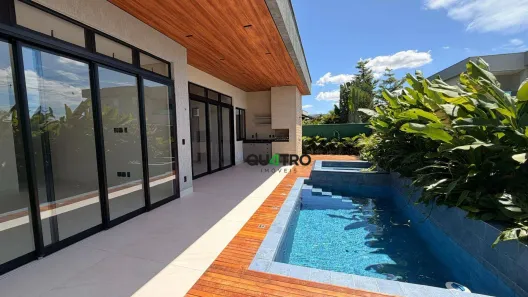 Casa de Condomínio com 4 Quartos à venda, 226m² no Cidade Alpha, Eusébio