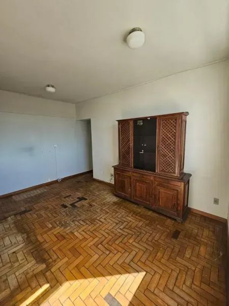 Apartamento com 2 quartos — Santa Efigênia, Belo Horizonte