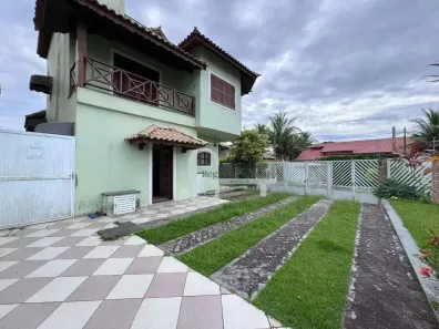 Casa com 4 Quartos à venda, 268m² no Bal Stella Maris, Peruíbe