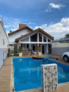 Casa com 3 Quartos à venda, 150m² no Jardim Leocádia, Sorocaba