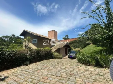 Casa de Condomínio com 3 Quartos para alugar, 355m² no Chácara dos Lagos, Carapicuíba