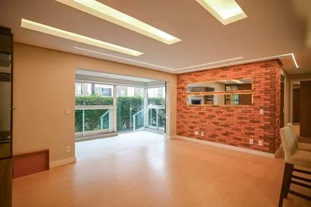 Apartamento com 3 Quartos à venda, 90m² no Campo Comprido, Curitiba