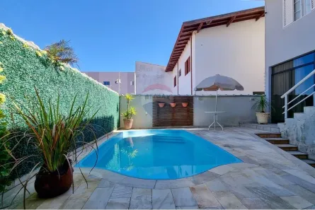 Casa com 3 Quartos à venda, 277m² no Parque Primavera, Poços de Caldas
