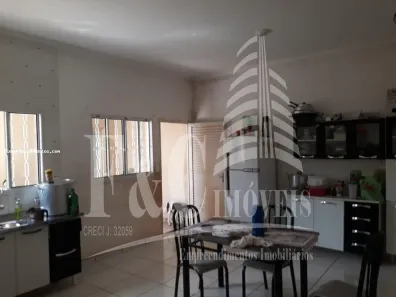 Sobrado com 4 Quartos à venda, 220m² no Residencial Astória, Tatuí