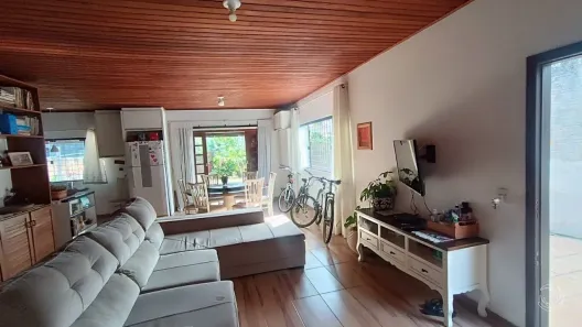 Casa com 3 Quartos à venda, 148m² no Cachoeira do Bom Jesus, Florianópolis