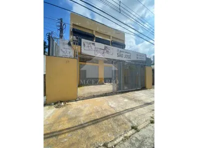 Sala Comercial para alugar, 300m² no Chácara Santa Luzia, Taubaté
