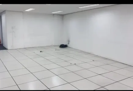 Sala Comercial para alugar, 191m² no República, São Paulo