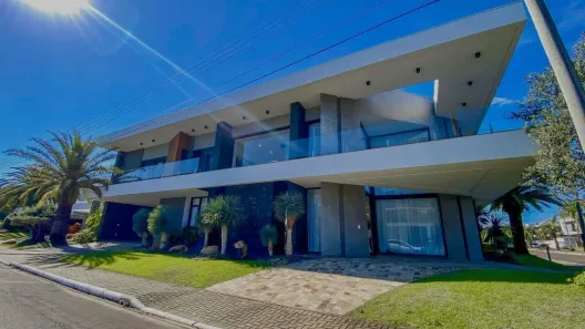 Sobrado com 7 Quartos à venda, 570m² no , Capão da Canoa