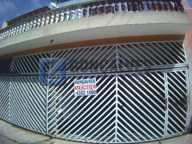 Sobrado com 8 Quartos à venda, 250m² no Taboão, Diadema