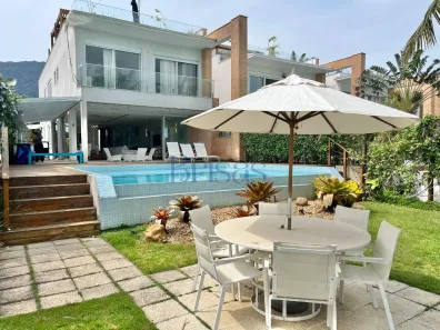 Sobrado com 5 Quartos à venda, 600m² no Maresias, São Sebastião