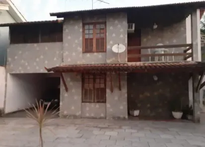 Casa de Condomínio com 4 Quartos à venda, 170m² no Vila Três, São Gonçalo