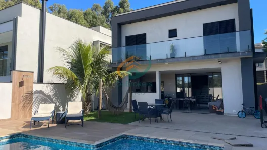 Casa de Condomínio com 3 Quartos à venda, 230m² no Rio Abaixo, Atibaia