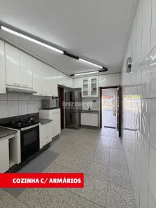 Casa com 4 Quartos à venda, 120m² no Conjunto Parigot de Souza 3, Londrina