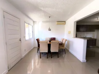 Casa de Condomínio com 3 Quartos para alugar, 100m² no Igara, Canoas