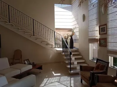 Casa de Condomínio com 4 Quartos à venda, 295m² no Jardins Madri, Goiânia