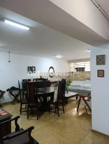 Casa com 6 Quartos à venda, 300m² no Carmo, Belo Horizonte