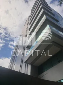 Prédio Comercial para alugar, 4000m² no Green Valley Alphaville, Barueri