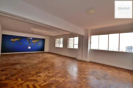 Sala Comercial à venda, 64m² no Centro Histórico, Porto Alegre