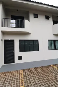 Kitnet com 1 Quarto para alugar, 54m² no Zona 08, Maringá