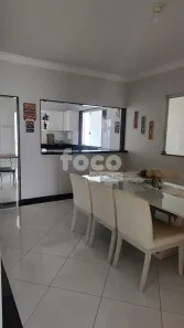 Casa com 3 Quartos para alugar, 230m² no Segismundo Pereira, Uberlândia